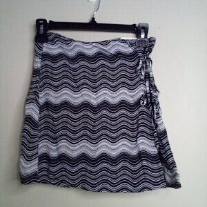 So Skirt Women XS High Rise Double Tie Wrap Mini Skirt Black White